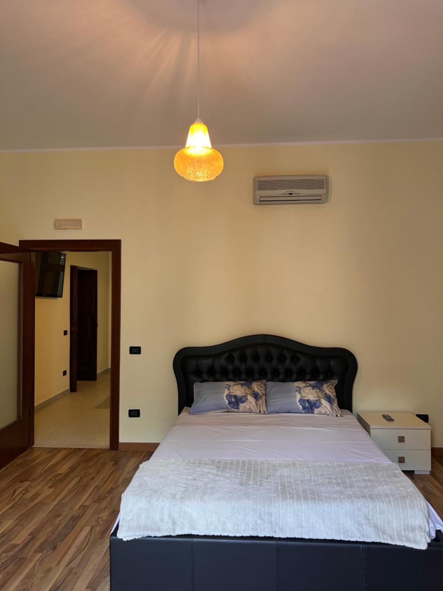 Civico 27 Apartment فوندي المظهر الخارجي الصورة